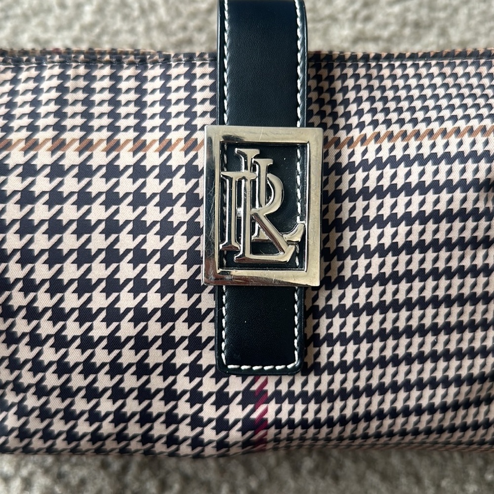 Lauren Ralph Lauren Plaid Shoulder Bag with Black Accents - Picture 6 of 8
